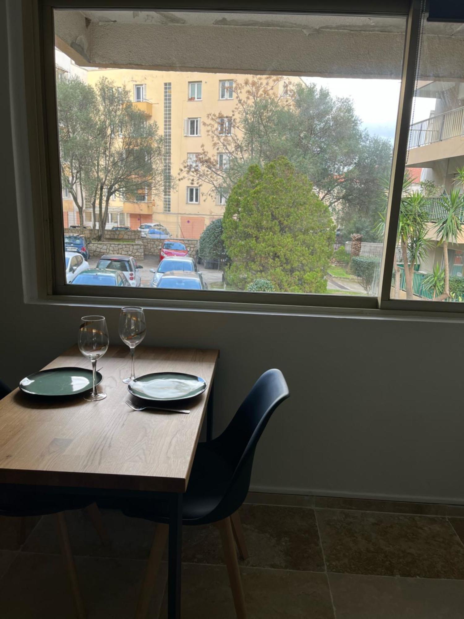 Appartement Douillet En Ville 아작시오 외부 사진