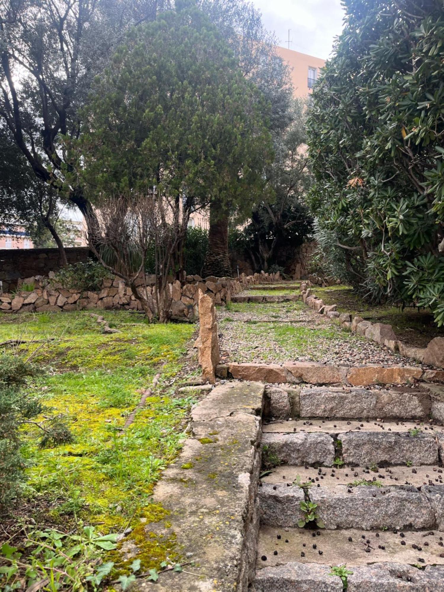 Appartement Douillet En Ville 아작시오 외부 사진